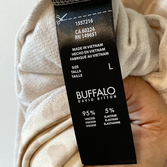 BNWT Buffalo Women's Soft Animal Print T Shirt Top Size Large - Picture 9 of 10